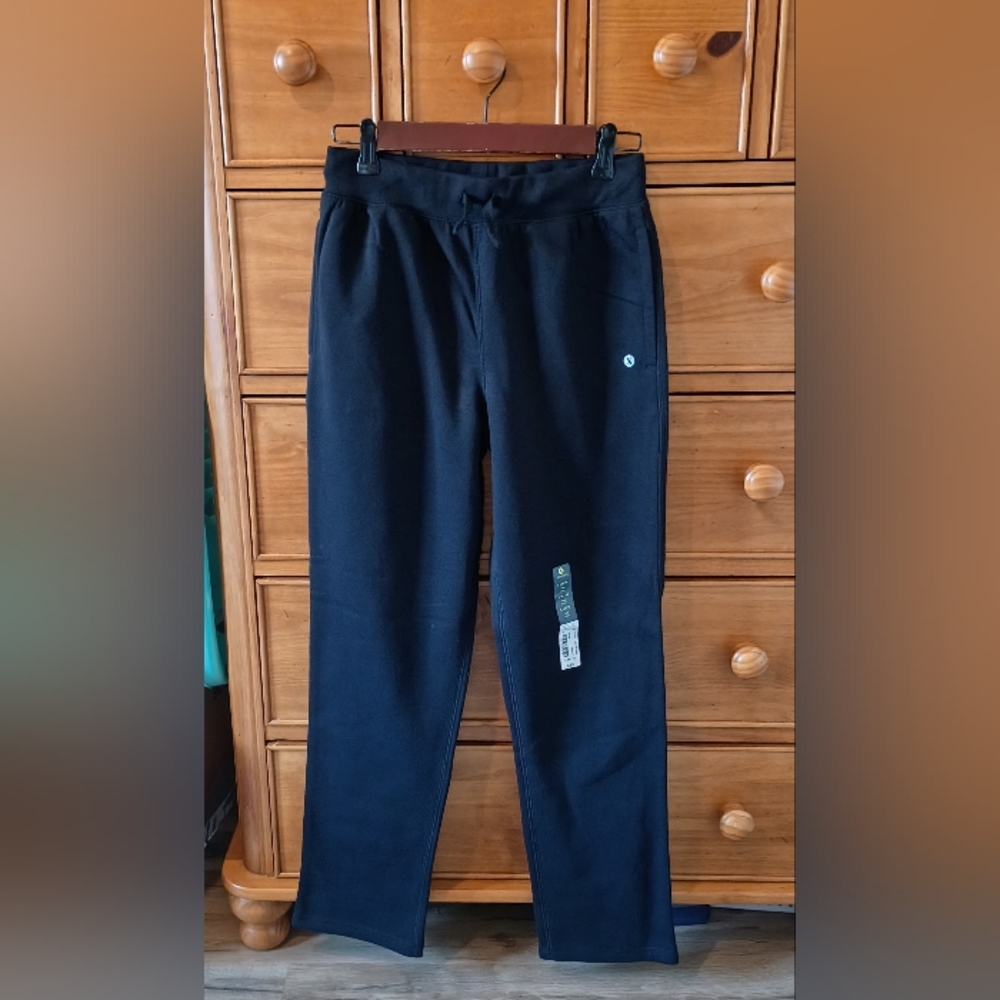 *NWT* Xersion Black Sweatpants. Size Boys Large!